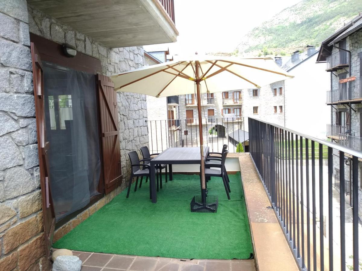 Vivienda Benasque Ibonet Apartment ภายนอก รูปภาพ